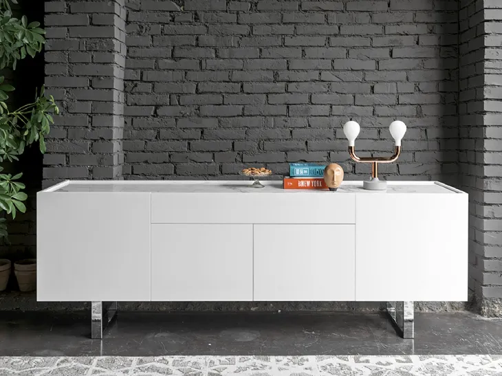 Madia Horizon in laccato Bianco di Calligaris